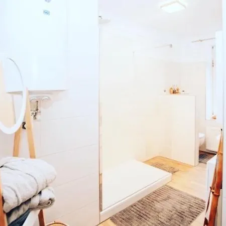 Ferienwohnung Prinz Heinrich Apartment *